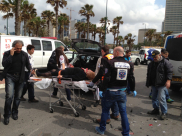 بالصور: إصابة 3 أشخاص بحادث طرق مروّع بالقرب من مسجد حسن بك بيافا 